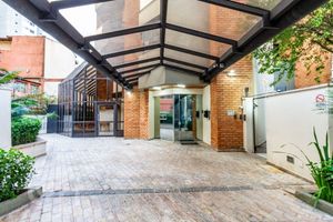 Image 16 - 858349