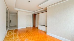 Image 19 - 858378