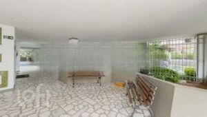 Image 34 - 858378