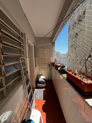 Image 3 - 858443