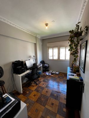 Image 10 - 858443