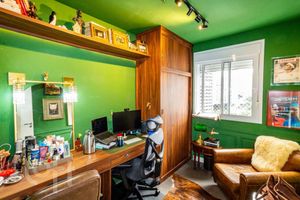 Image 6 - 858461