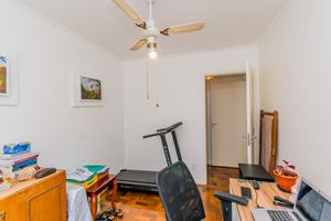 Image 19 - 858477