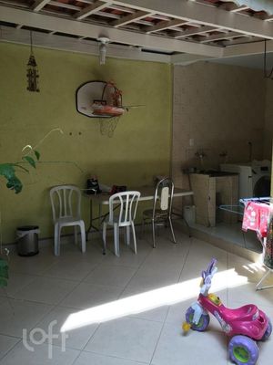 Image 9 - 858481
