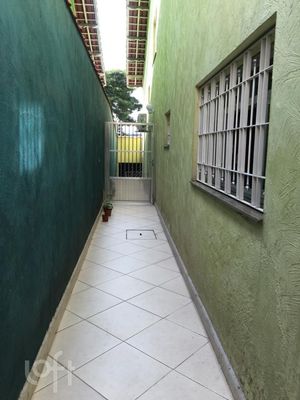 Image 10 - 858481