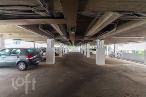 Image 3 - 858491