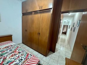 Image 8 - 858504