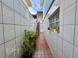Image 33 - 858504