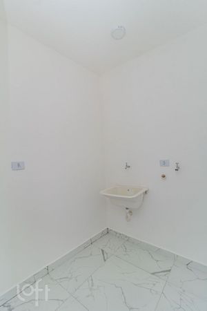 Image 30 - 858524