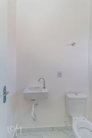 Image 22 - 858525