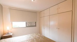 Image 21 - 858532