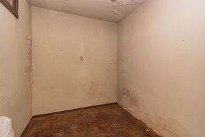Image 15 - 858545