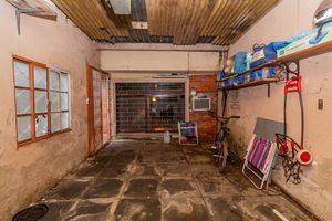Image 35 - 858545