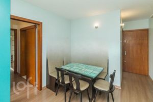 Image 3 - 858567