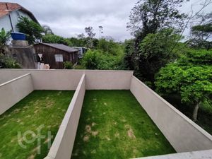 Image 27 - 858611