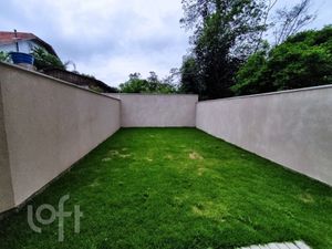 Image 10 - 858611