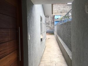 Image 17 - 858615