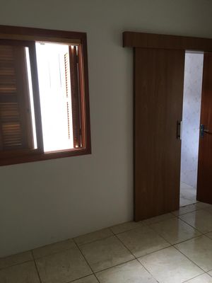 Image 11 - 858615