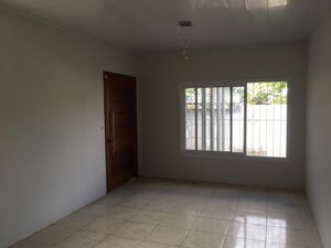 Image 4 - 858615