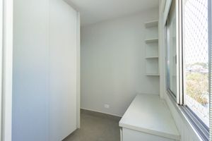 Image 11 - 858620