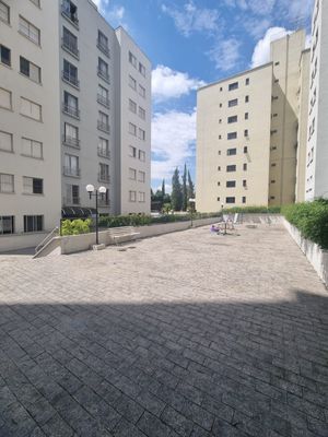 Image 49 - 858620