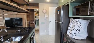 Image 4 - 858628