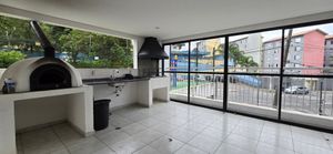 Image 17 - 858628