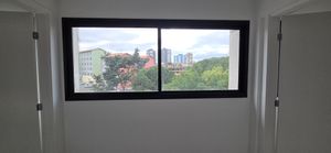 Image 2 - 858629