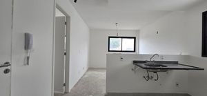 Image 1 - 858637