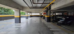 Image 32 - 858637