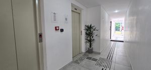 Image 11 - 858641