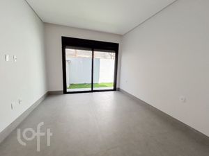 Image 3 - 858655