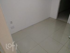 Image 23 - 858667
