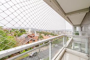 Image 29 - 858668