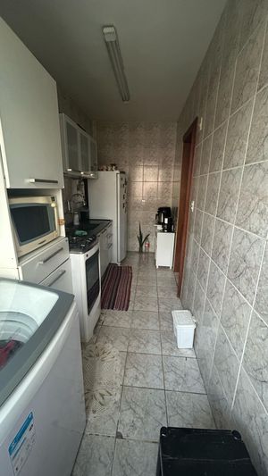 Image 1 - 858676