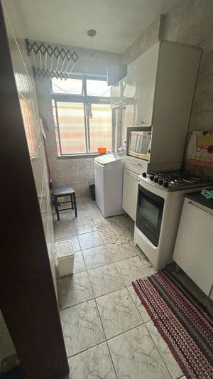 Image 2 - 858676