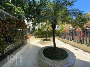 Image 9 - 858685