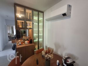 Image 6 - 858687