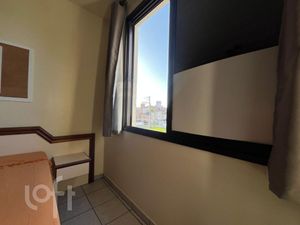 Image 12 - 858688