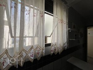 Image 2 - 858688