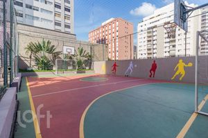 Image 37 - 858708