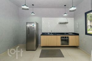 Image 34 - 858727
