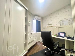 Image 7 - 858743