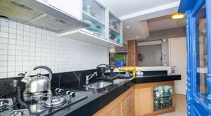 Image 10 - 858769