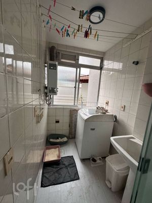 Image 7 - 858786