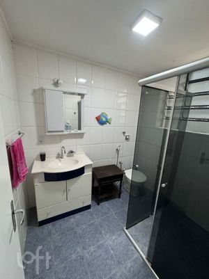 Image 11 - 858803