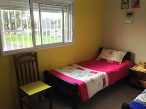 Image 14 - 858833