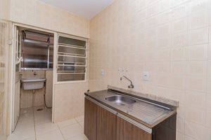 Image 19 - 858838