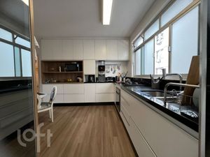 Image 7 - 858858