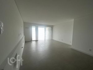Image 4 - 858875